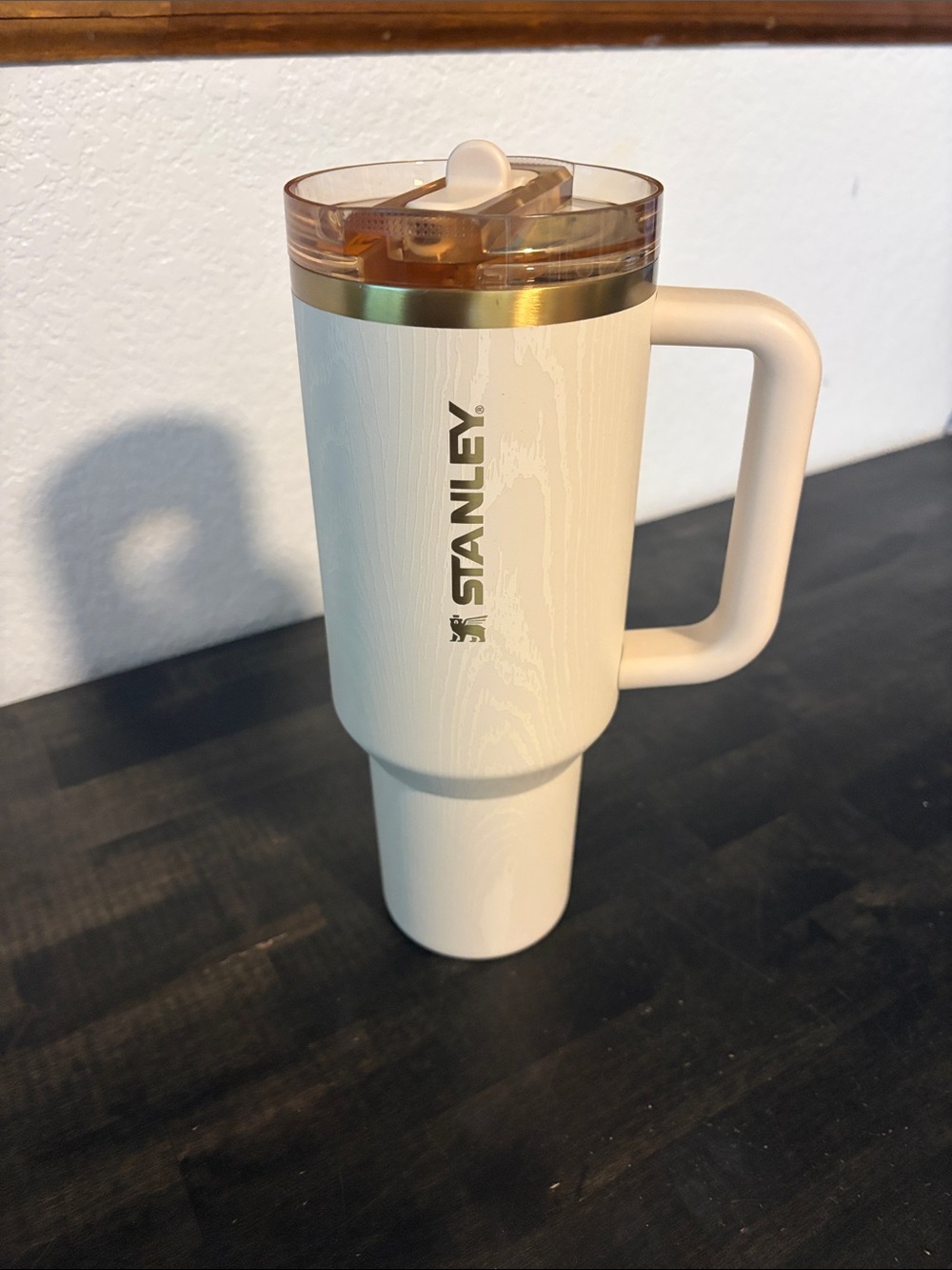Stanley Cream Wood Grain & Gold Flip Top 40 Ounce Tumbler